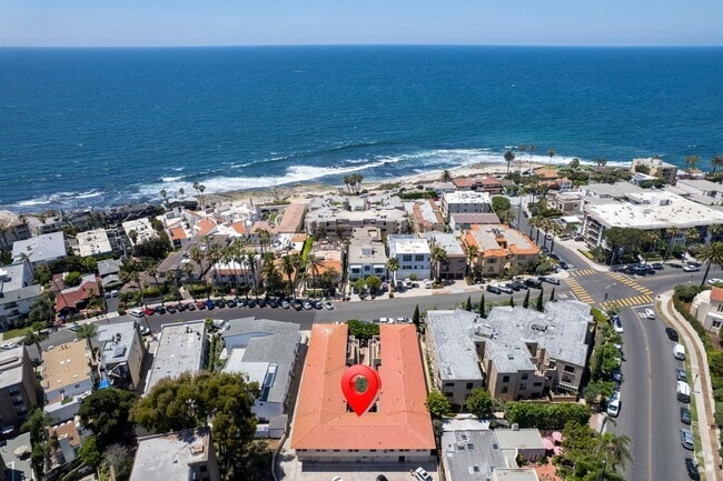Building Photo - Beautiful 2 Bedroom in La Jolla Village wi... Unit 345 1/2 Rental