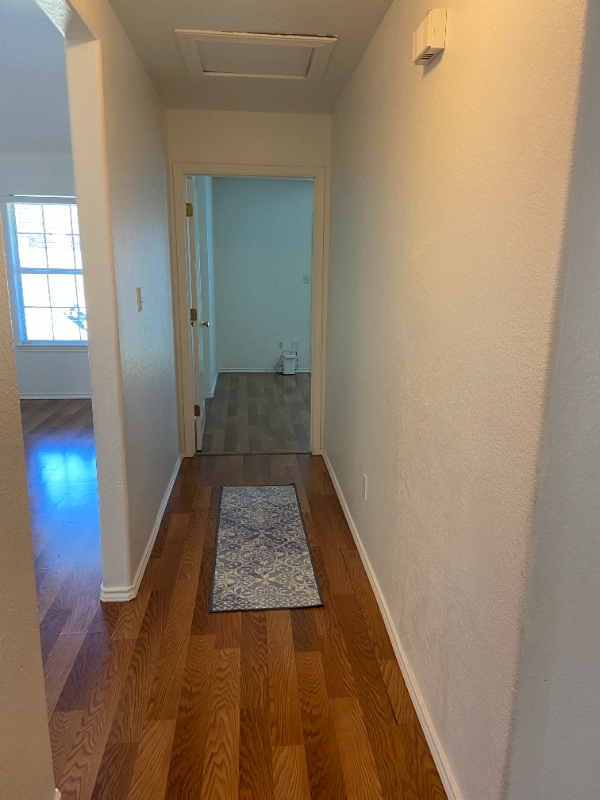 Photo - 2404 Thomas St