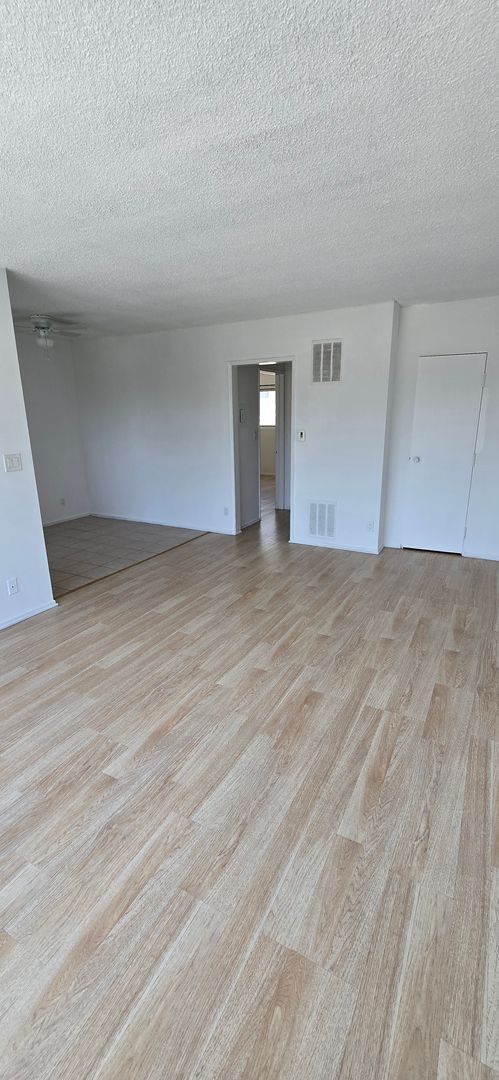 Photo - 1308 N Poinsettia Pl Unit 8