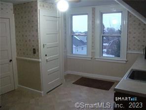 Photo - 263 Roselle St Unit 3
