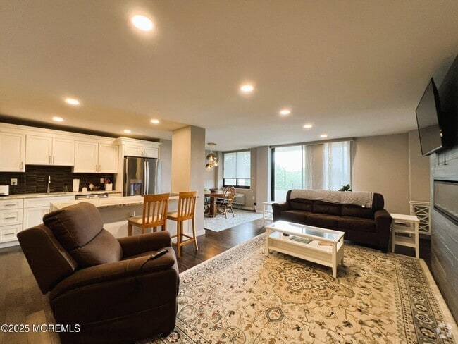 Building Photo - 1 Channel Dr Unit 507 Rental