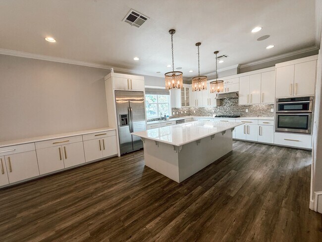 Photo - Lovely Home in San Ramon Available Now!