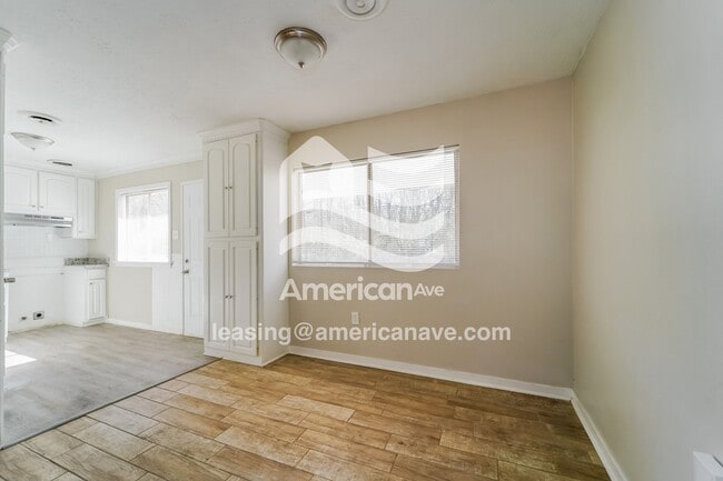 Photo - 5409 Queen Mary Ln