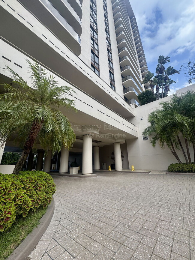 Photo - 19667 Turnberry Way Unit TW E