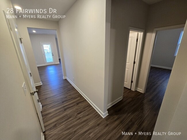 Photo - 28 Fairwinds Dr