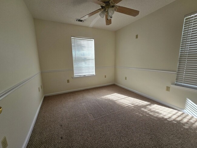 Photo - 9830 Whitefield Ave