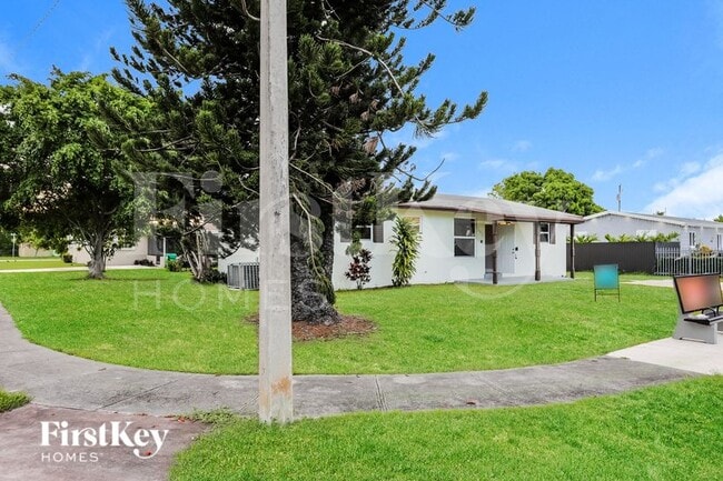 Photo - 14830 SW 103rd Ave