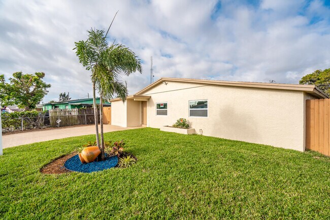 Photo - 1601 NW 3rd St