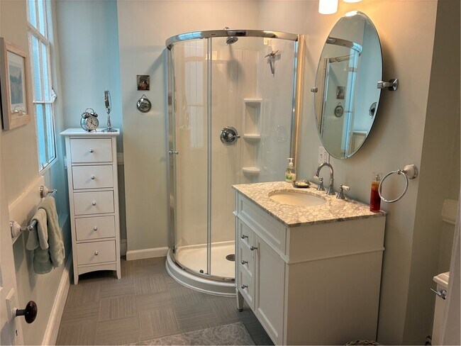 Photo - 136 E State St