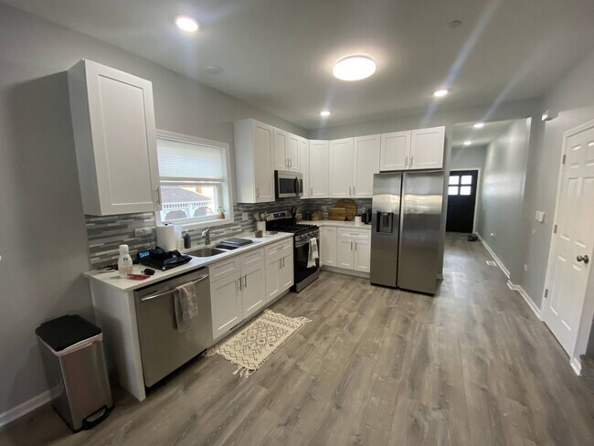 Photo - 302 S Lodge Ln Casa Adosada