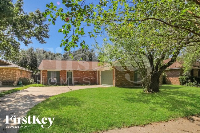 Building Photo - 14135 Rosetta Dr