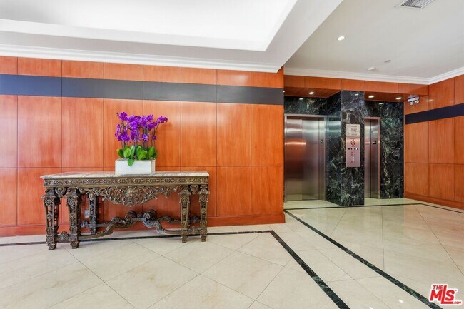 Photo - 10787 Wilshire Blvd Unit 402