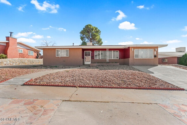 Building Photo - 305 De Leon Dr Rental