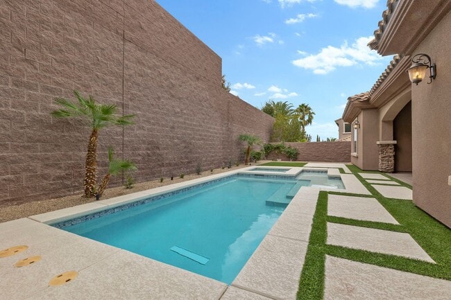 Photo - Luxurious Single-Story Estate in Guard-Gated Club at Madeira Canyon with Stunning Designer Finish...