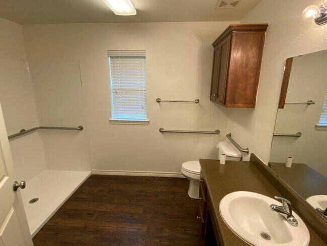 Photo - 4287 Castlegate Dr Unit 4287