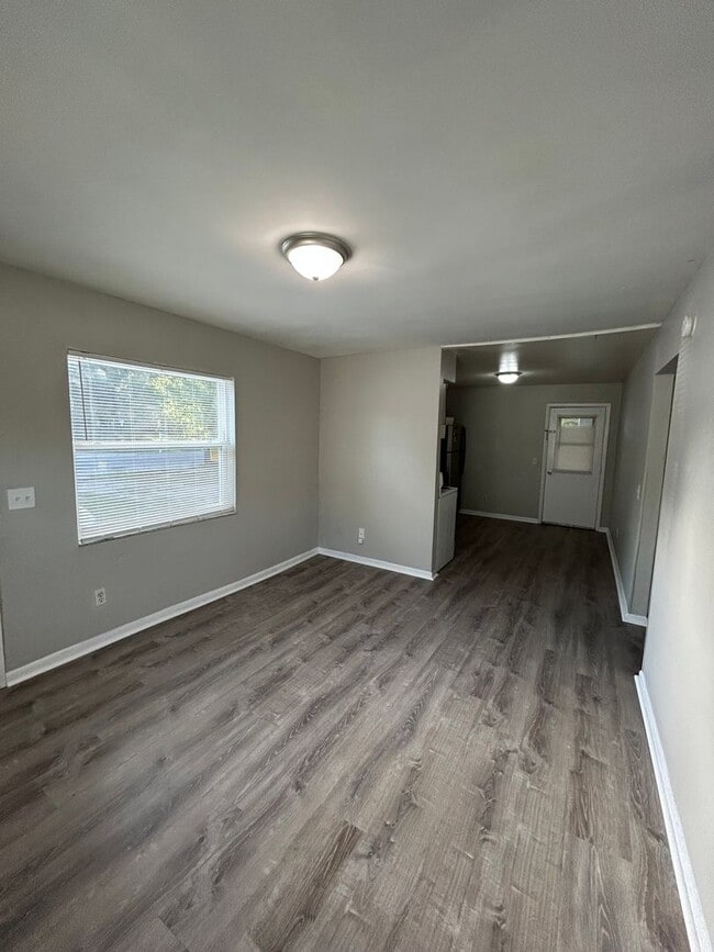Photo - 1484 32nd St NW