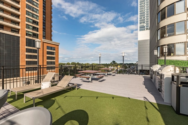 Photo - 1200 S Michigan Ave Unidad 805