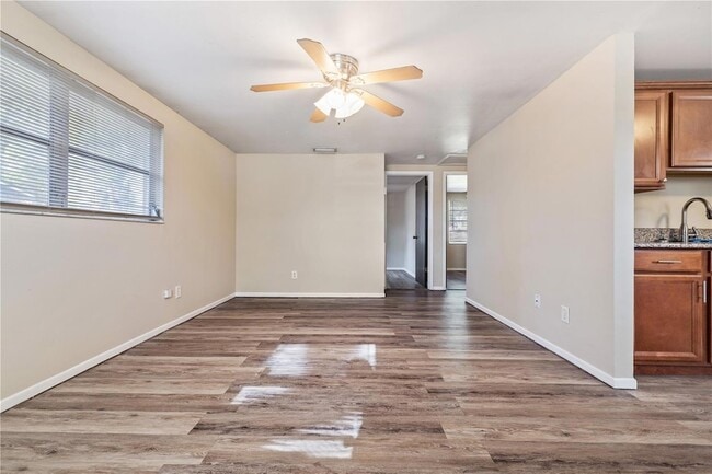 Photo - 3631 Anderson Ave