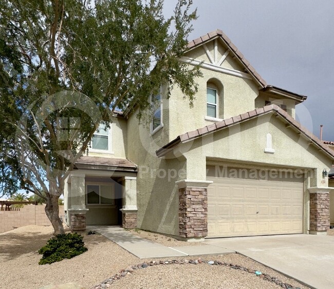 Building Photo - 4720 W Lindenthal Ln Rental