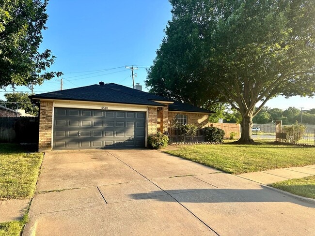 Photo - Single Family House in Arlington 76001