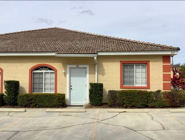 Photo - 2 Bedroom 2 Full Bath Townhome in LAKE MAR...