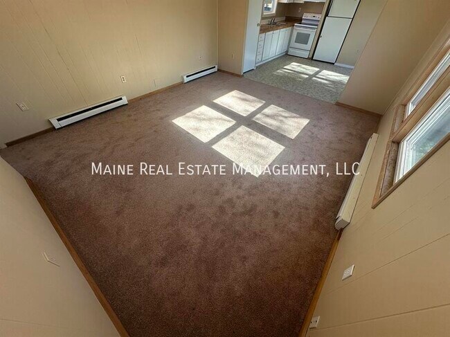 Photo - 329 Corinth Rd