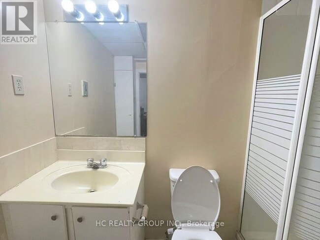 Photo - 3025 Cedarglen Gate