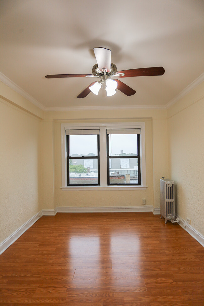 Photo - 6165 N Winthrop Ave Condo Unit 412