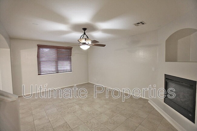 Photo - 18162 W Elm St