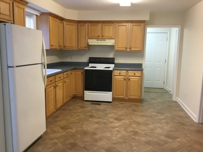 Photo - 2 Bedroom 1 Bathroom House minutes from Lige Street Park & Carroll Park!