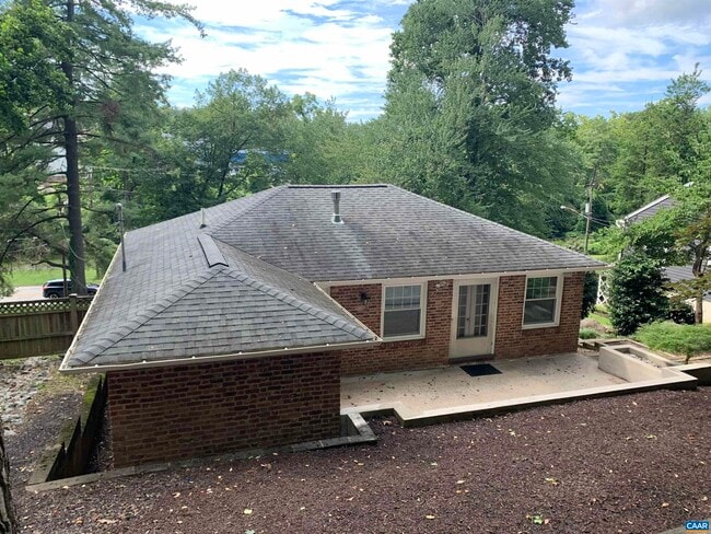 Photo - 716 McIntire Rd