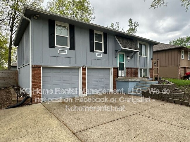 Photo - 1201 Golfview Dr