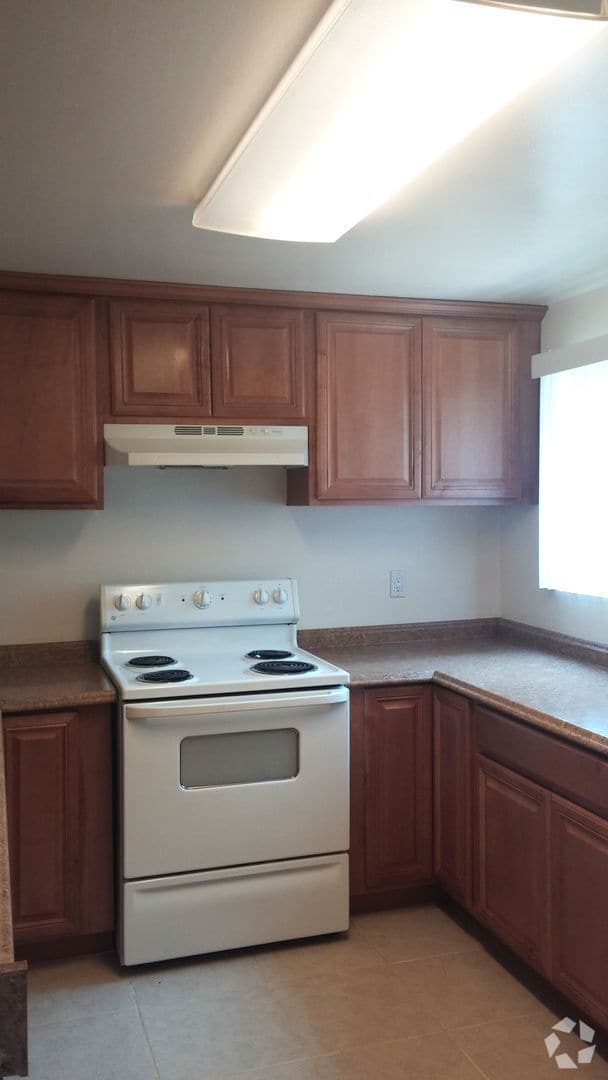 Building Photo - Lovely upgraded Condo near Grossmont College! Unit 6