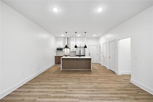 Photo - 112 Rogers St NE Unit 304