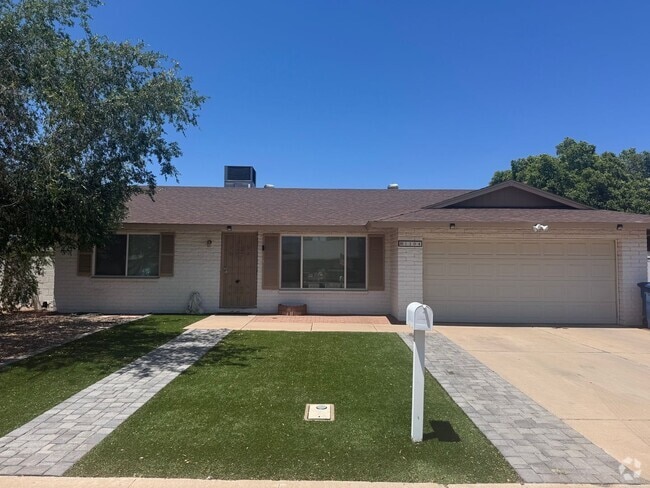 Building Photo - 3bed/2bath Chandler home for rent!