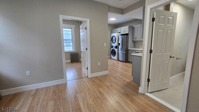 Photo - 411 Lanza Ave Unit 2