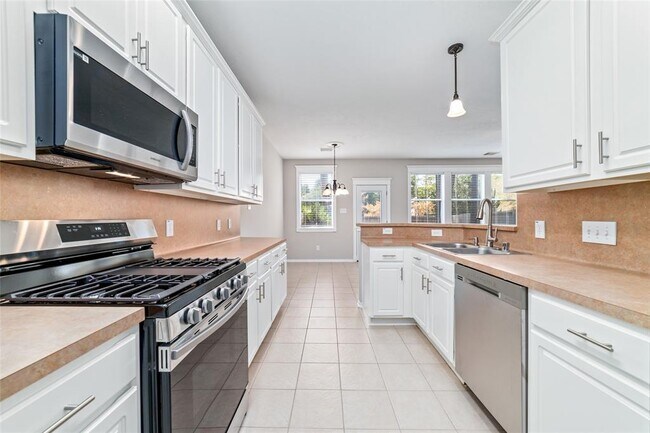 Photo - 87 E Stedhill Loop