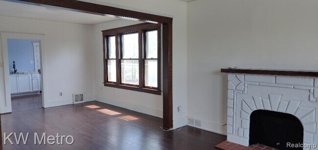 Photo - 1076 N Rademacher St