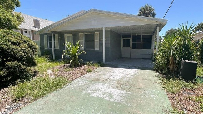 Building Photo - 3218 W San Pedro St Rental