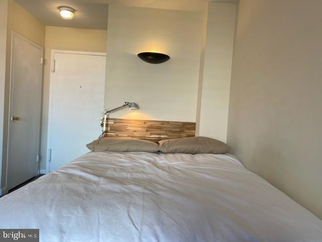 Photo - 1111 Arlington Blvd Unidad 922