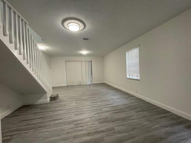 Photo - 4329 Vineyard Cir