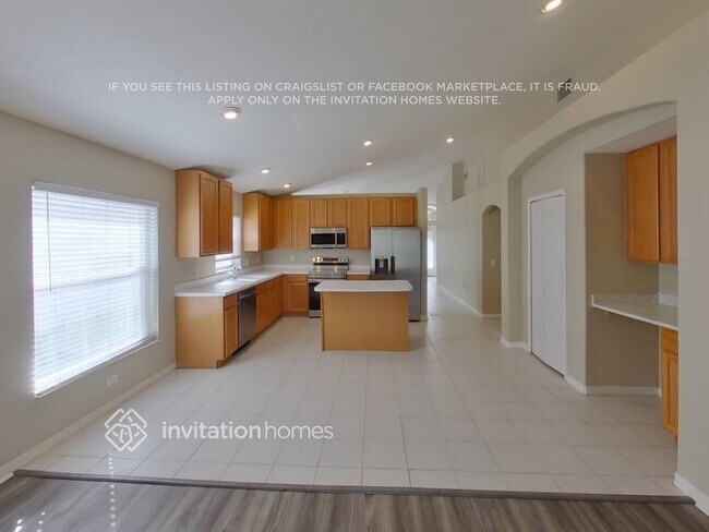 Photo - 19250 Fishermans Bend Dr