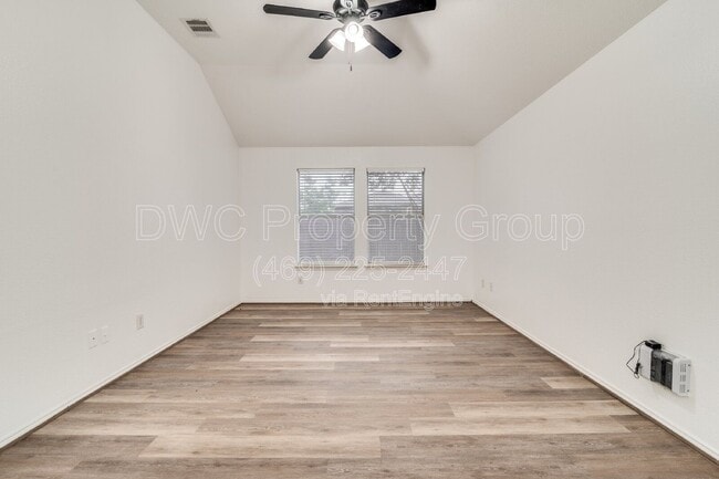 Photo - 1002 Manassas Dr