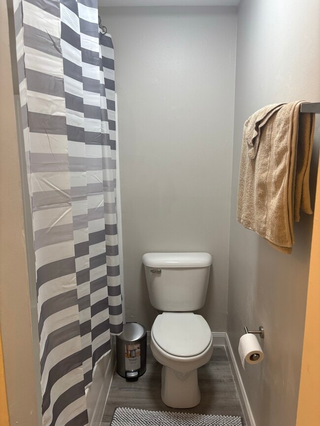 Photo - Coves at Columbus on Eaton and Miner Avenue Apartments