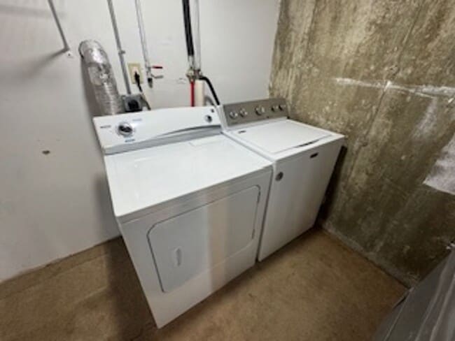 Photo - Charming 2BD/1BA Townhome in Burlington’s New North End