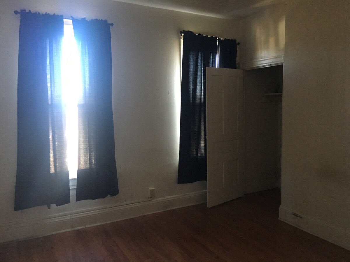 Photo - 939 Shady Ave