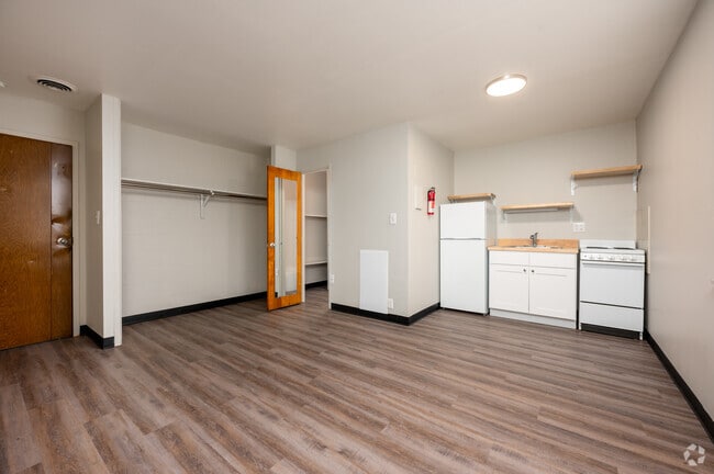 Studio - 250SF - Living Room