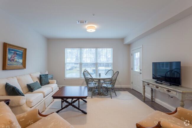 1 BR, 1 BA