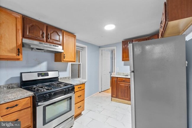 Photo - 1818 E Pratt St