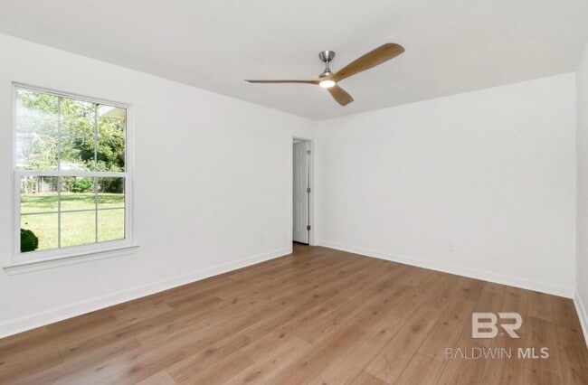 Photo - 1611 Rochelle St